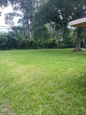 1112 Bayberry Ave, Baton Rouge, LA 70807