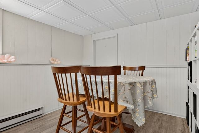 40 Old Farm Rd, North Attleboro, MA 02760