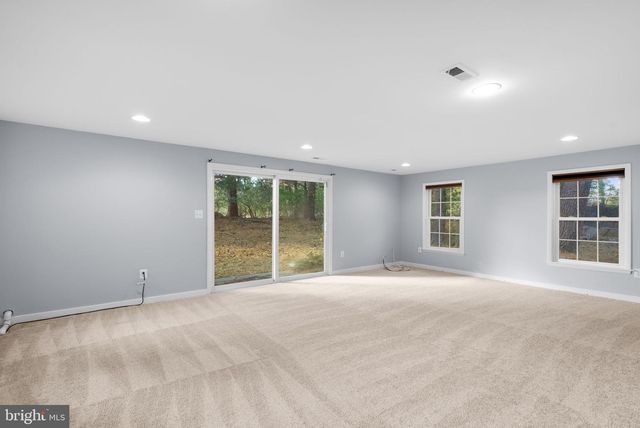 9518 PAMPLONA RD, Columbia, MD 21045