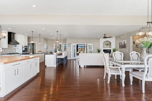 1073 W El Esperante Dr, Pueblo West, CO 81007