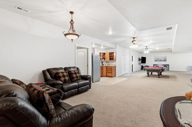 1073 W El Esperante Dr, Pueblo West, CO 81007