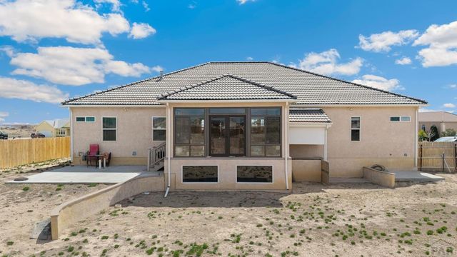 1073 W El Esperante Dr, Pueblo West, CO 81007