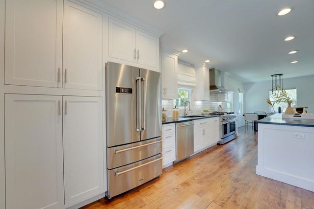 2020 Willow Street, San Diego, CA 92106