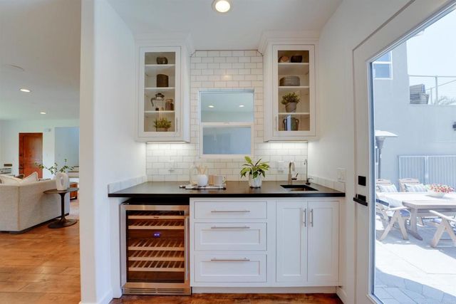 2020 Willow Street, San Diego, CA 92106