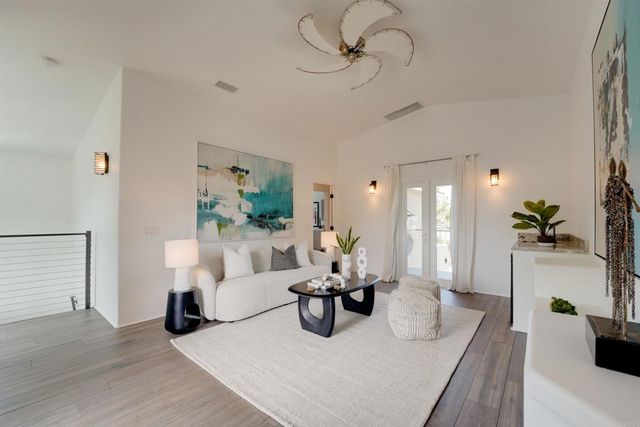 2020 Willow Street, San Diego, CA 92106