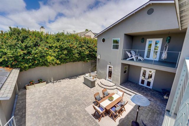 2020 Willow Street, San Diego, CA 92106
