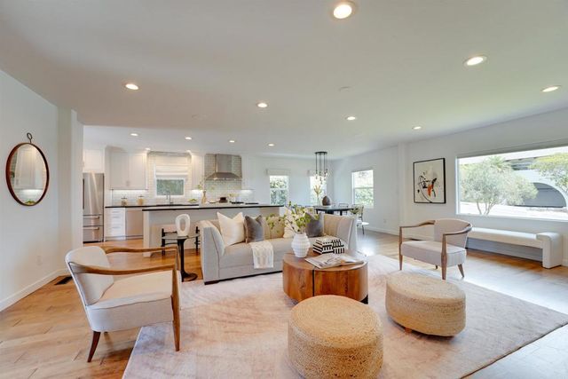 2020 Willow Street, San Diego, CA 92106