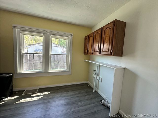 716 walnut Street, Madison, IN 47250