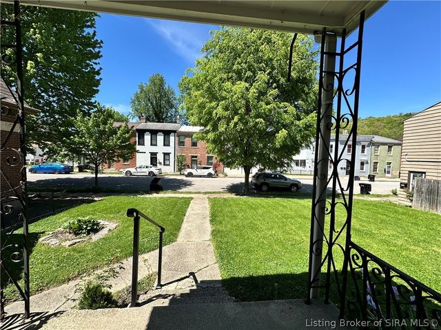 716 walnut Street, Madison, IN 47250