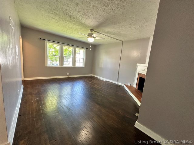 716 walnut Street, Madison, IN 47250
