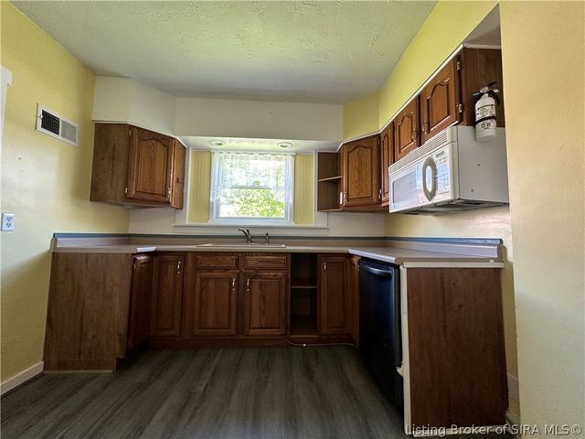 716 walnut Street, Madison, IN 47250