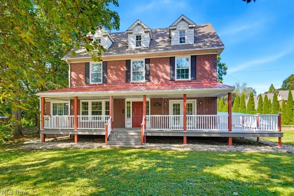 1395 W Market Street, Akron, OH 44313