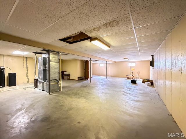 2560 Highway N, Pacific, MO 63069