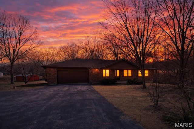 2560 Highway N, Pacific, MO 63069