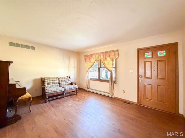 2560 Highway N, Pacific, MO 63069