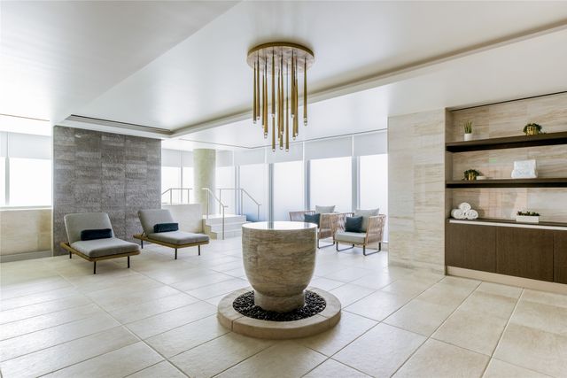 3130 N Harwood Street 707, Dallas, TX 75201