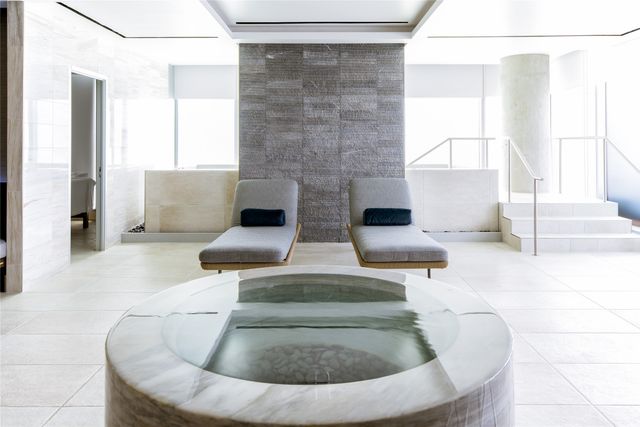 3130 N Harwood Street 707, Dallas, TX 75201