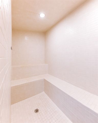 3130 N Harwood Street 707, Dallas, TX 75201