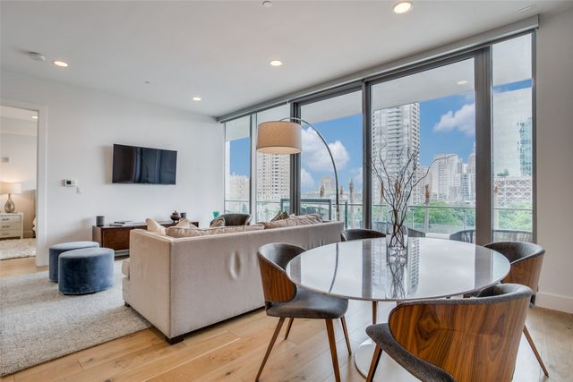 3130 N Harwood Street 707, Dallas, TX 75201