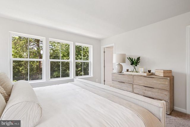 9749 GAELIC PL PL, Waldorf, MD 20601