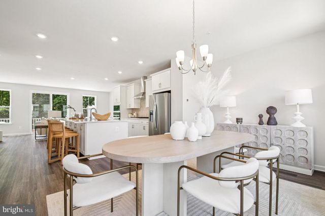 9749 GAELIC PL PL, Waldorf, MD 20601