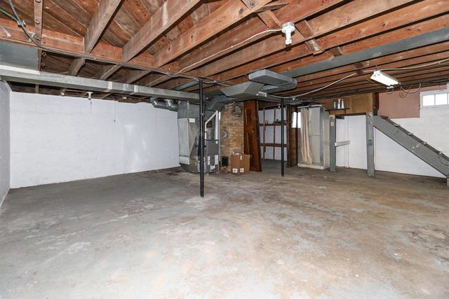 231 N NASH STREET, Hortonville, WI 54944