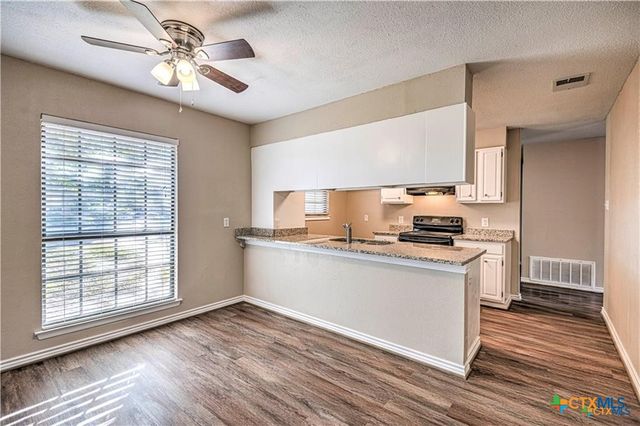 1914 Buckskin Trail, Temple, TX 76502