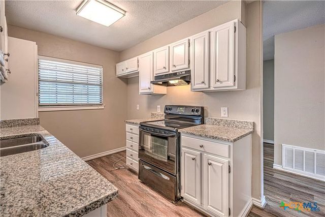 1914 Buckskin Trail, Temple, TX 76502