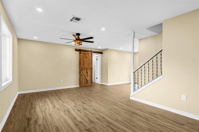 6930 SW Forest Ave, Lawton, OK 73505