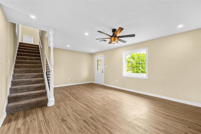 6930 SW Forest Ave, Lawton, OK 73505