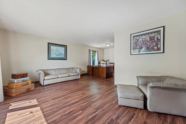 1517 Merry COURT, Port Washington, WI 53074