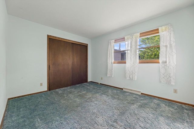 1517 Merry COURT, Port Washington, WI 53074