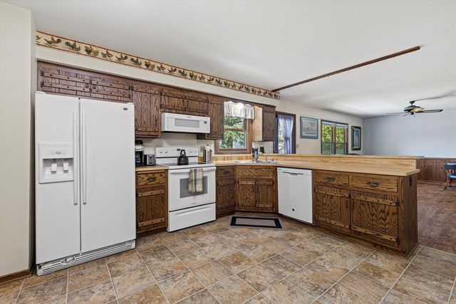 1517 Merry COURT, Port Washington, WI 53074