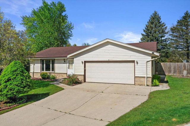 1517 Merry COURT, Port Washington, WI 53074