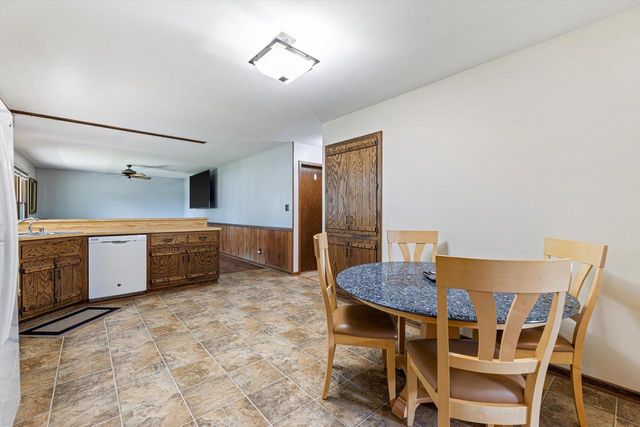 1517 Merry COURT, Port Washington, WI 53074