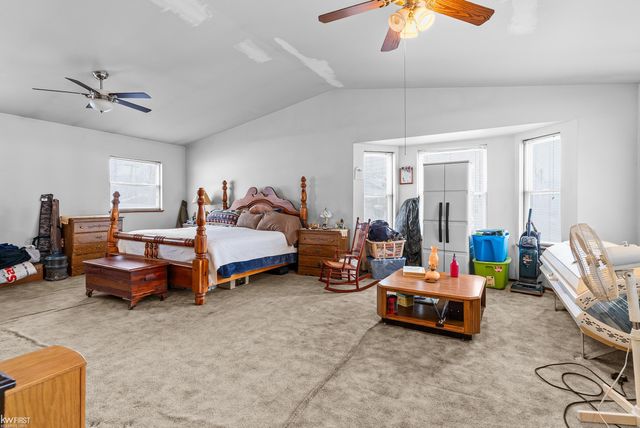 10528 Lake Shore Drive, Fenton, MI 48430