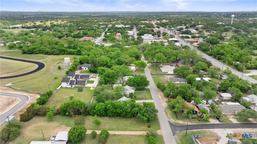 Image 12 of property listing at 306 W Pecan Drive, Johnson City, TX 78636