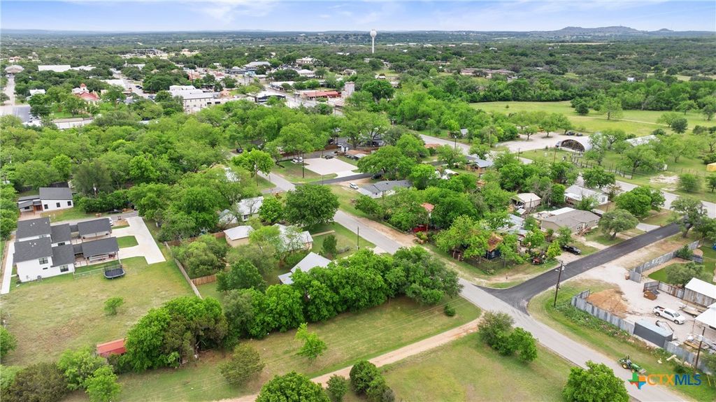Image 13 of property listing at 306 W Pecan Drive, Johnson City, TX 78636