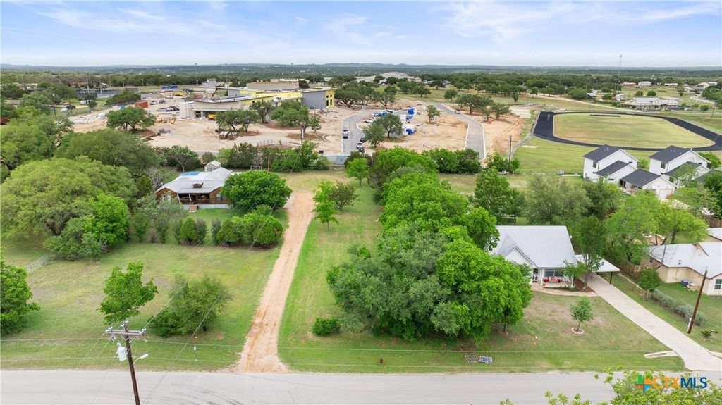 Image 16 of property listing at 306 W Pecan Drive, Johnson City, TX 78636
