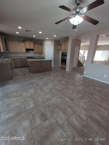 39203 N CAROLINA Avenue, San Tan Valley, AZ 85140