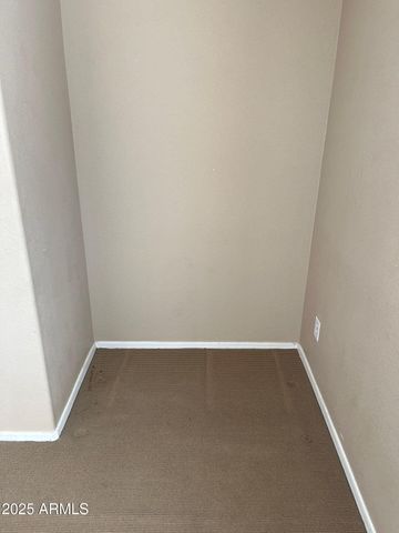 39203 N CAROLINA Avenue, San Tan Valley, AZ 85140