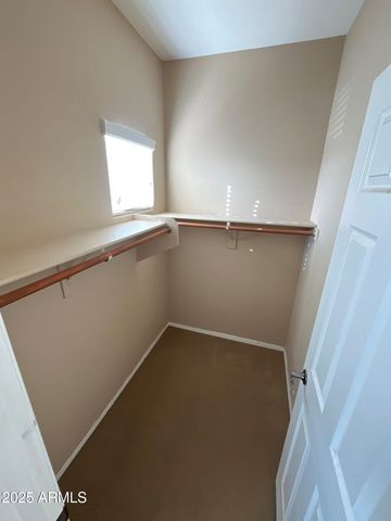 39203 N CAROLINA Avenue, San Tan Valley, AZ 85140