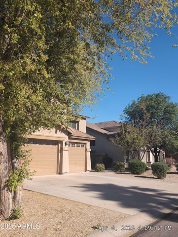 39203 N CAROLINA Avenue, San Tan Valley, AZ 85140