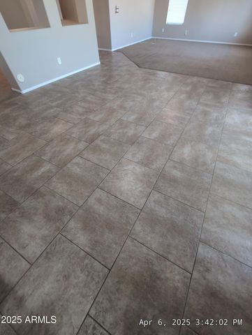 39203 N CAROLINA Avenue, San Tan Valley, AZ 85140