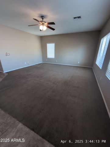 39203 N CAROLINA Avenue, San Tan Valley, AZ 85140
