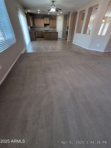 39203 N CAROLINA Avenue, San Tan Valley, AZ 85140