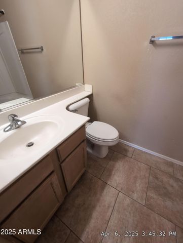 39203 N CAROLINA Avenue, San Tan Valley, AZ 85140