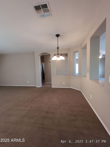 39203 N CAROLINA Avenue, San Tan Valley, AZ 85140