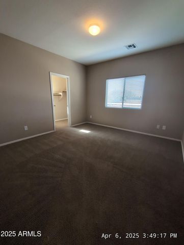 39203 N CAROLINA Avenue, San Tan Valley, AZ 85140