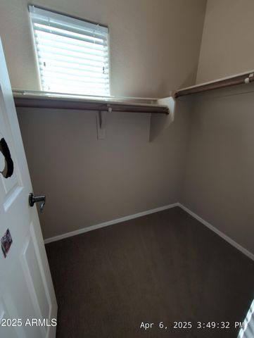 39203 N CAROLINA Avenue, San Tan Valley, AZ 85140